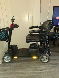 Pride Scooter Black