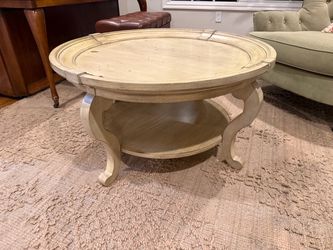 Ballard Designs Carrington Round Coffee Table – Whitewashed Birch
