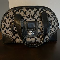 Coach Purse And Wallet Set