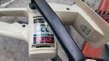 Ryobi 22" hedge trimmers electric 