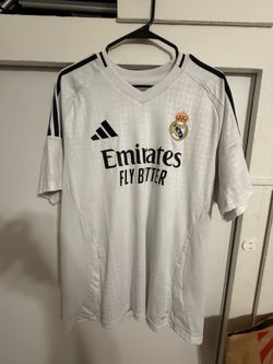 XL Real Madrid 24/25 Replica Home Jersey