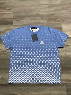 LV Shirt Size Large New