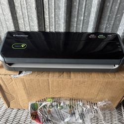 FoodSaver Vacuum Sealer Machine FM2000-015 Food Storage Sealer