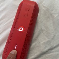 Beats Pill Speaker use but in good condition