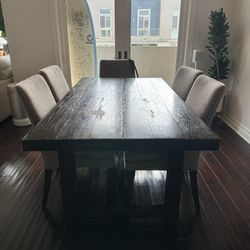 Restoration Hardware Drifted Reclaimed Oak Table