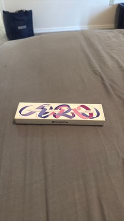 Pencil Pro-un opened