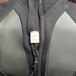 Wet Suit Very Good Condition