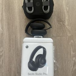 Beats Studio Pro (Black) - Like New Comdition