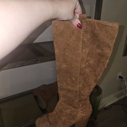 Brown suede Boots