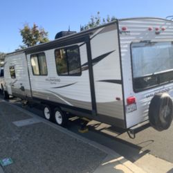 2018 Forest River Wildwood XLite