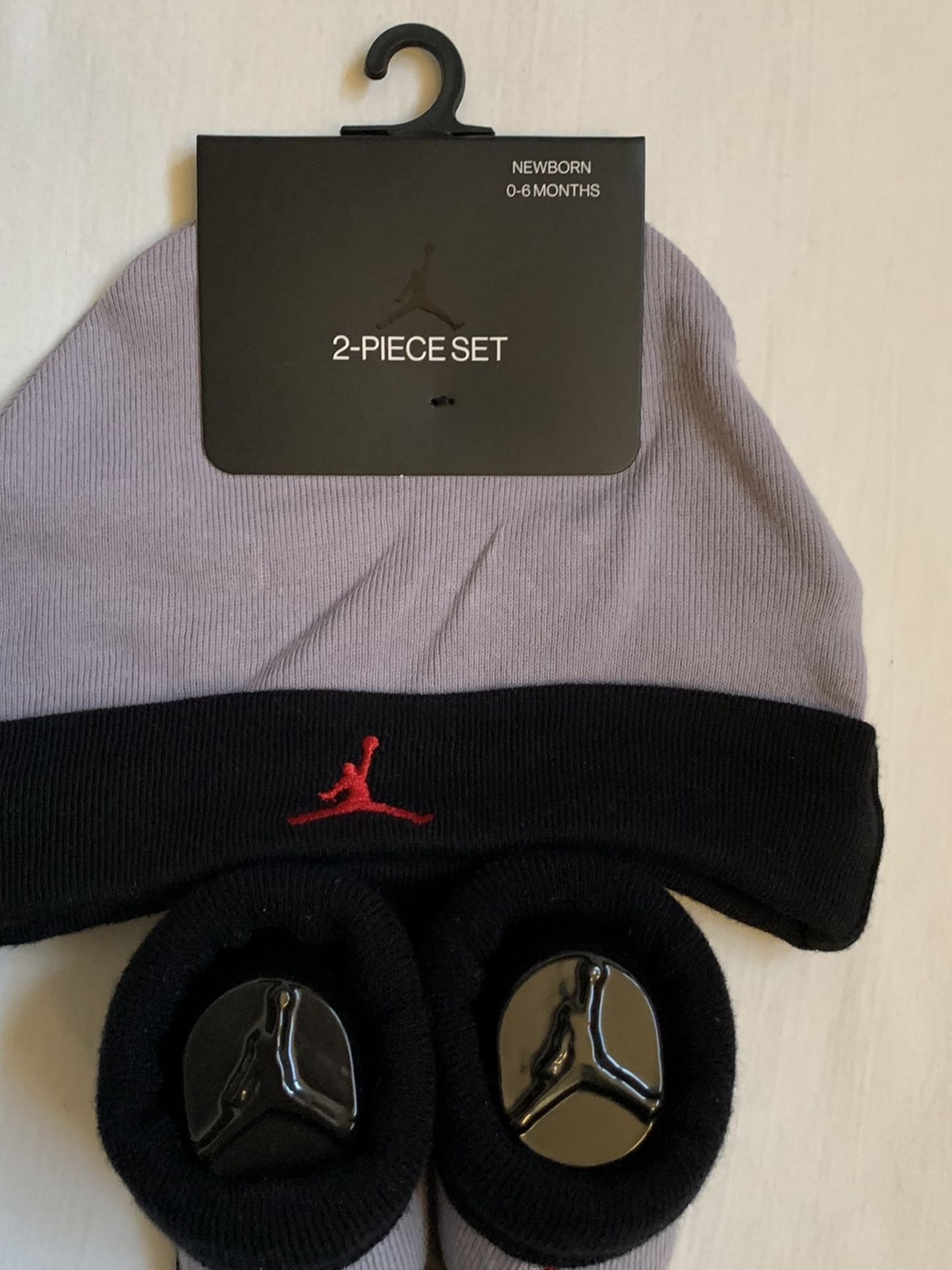 Nike 2-Piece Set, Newborn (0-6 Months) Hat & Booties Jordan