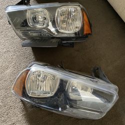 2012 Dodge Charger Se Headlights 