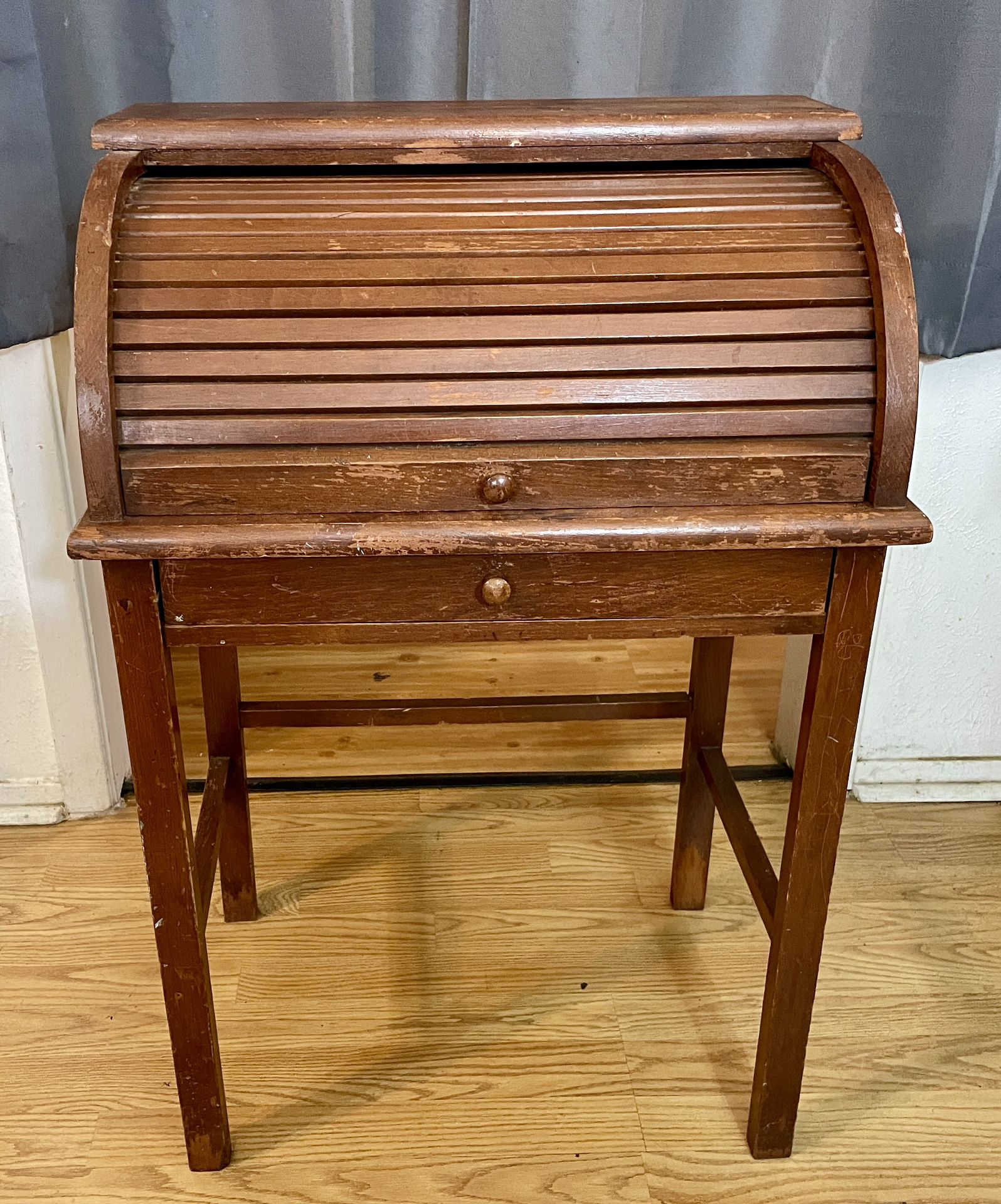 Small Wooden Roll Top Desk Or End Table
