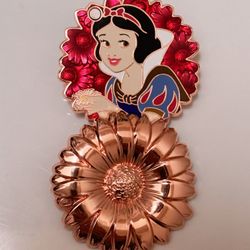 Limited edition Snow White Disney Pin