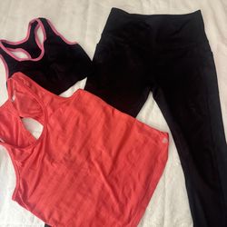 Workout clothes size m