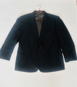 David Taylor Suit Mens 46R  classic-fit two-button jacket with notch lapels