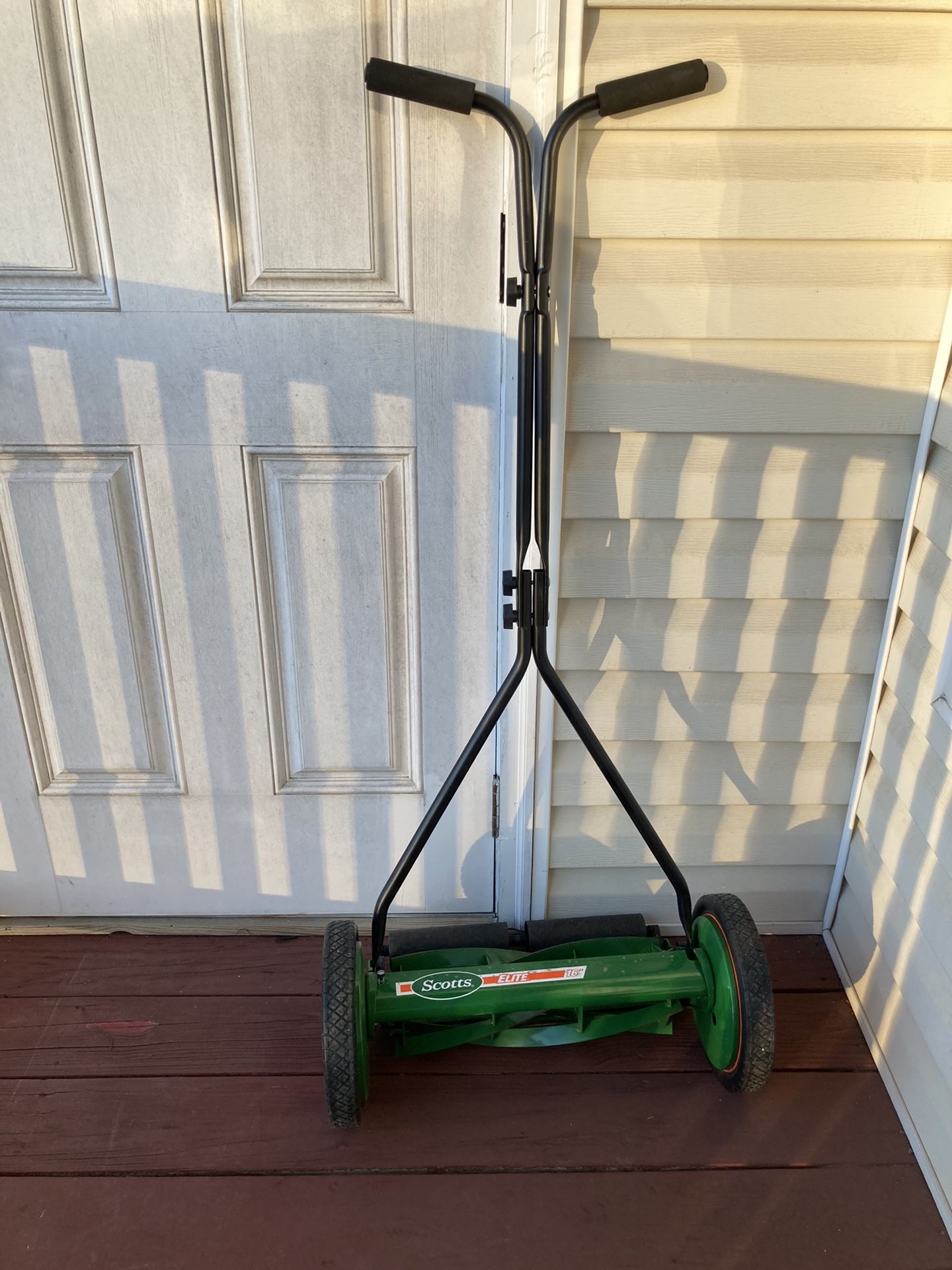 Scott’s Push Mower 