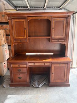Solid wood executive desk hutch & credenza. Cherry finish, from Riverside Furniture