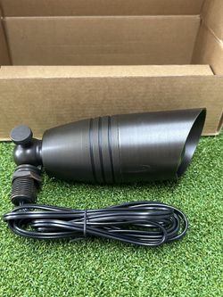 Solid Brass  Landscaping Light ( Light bulb Not Included) 