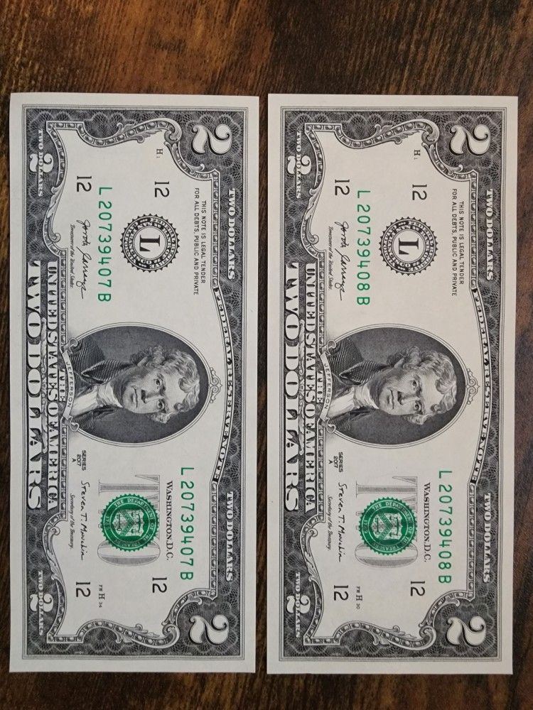 2 Dollar Bills