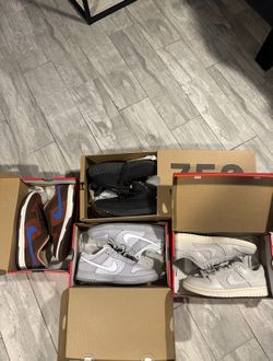 Dunks And Yeezy 350 SZ 8.5