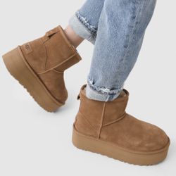 UGG chestnut classic mini platform Boots NWT