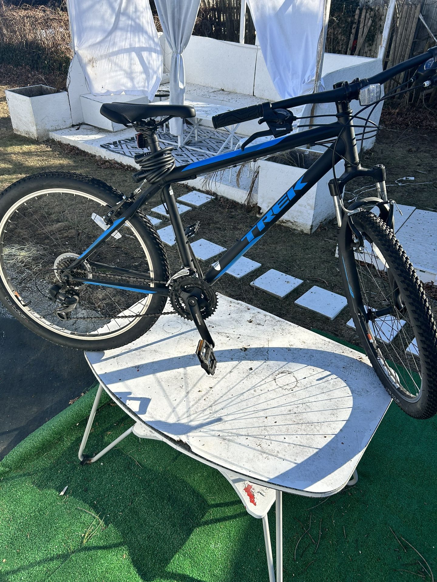 TREK 21 Gear Mountain Type Bike
