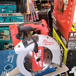 MILWAUKEE M18 BRUSHLESS 7 - 1/4" (184 mm) CIRCULAR SAW (TOOL ONLY)