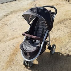 Baby Stroller In Excellent Condition 