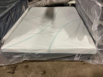 ✅Queen Mattress Tempurpedic Adapt Medium Hybrid✅