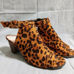 Cute Fashion Women's Size 11 Animal Print Open Toe Ankle Strap Heels Nice Shoes