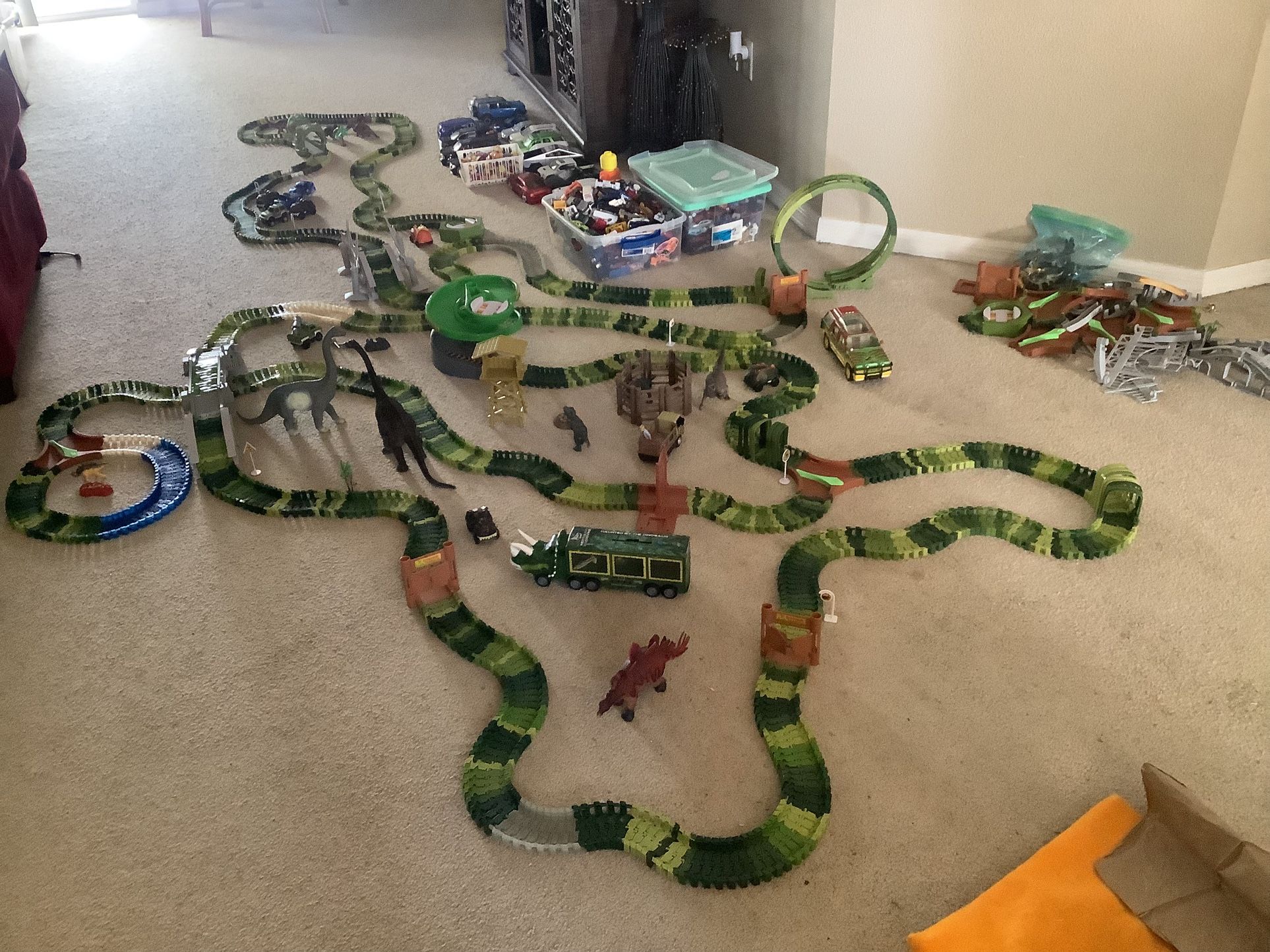 Huge Dino Track Xtra Parts