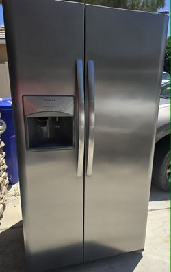 Frigidaire Refrigerator