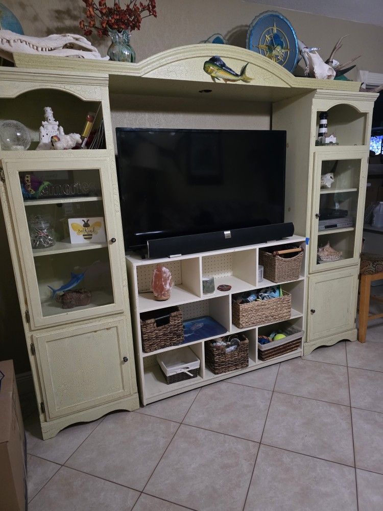 Antique Disressed 3 Piece Adjustable Living Room Entertainment TV Wall Set