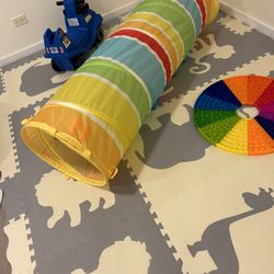 Caterpillar Play Tunnel