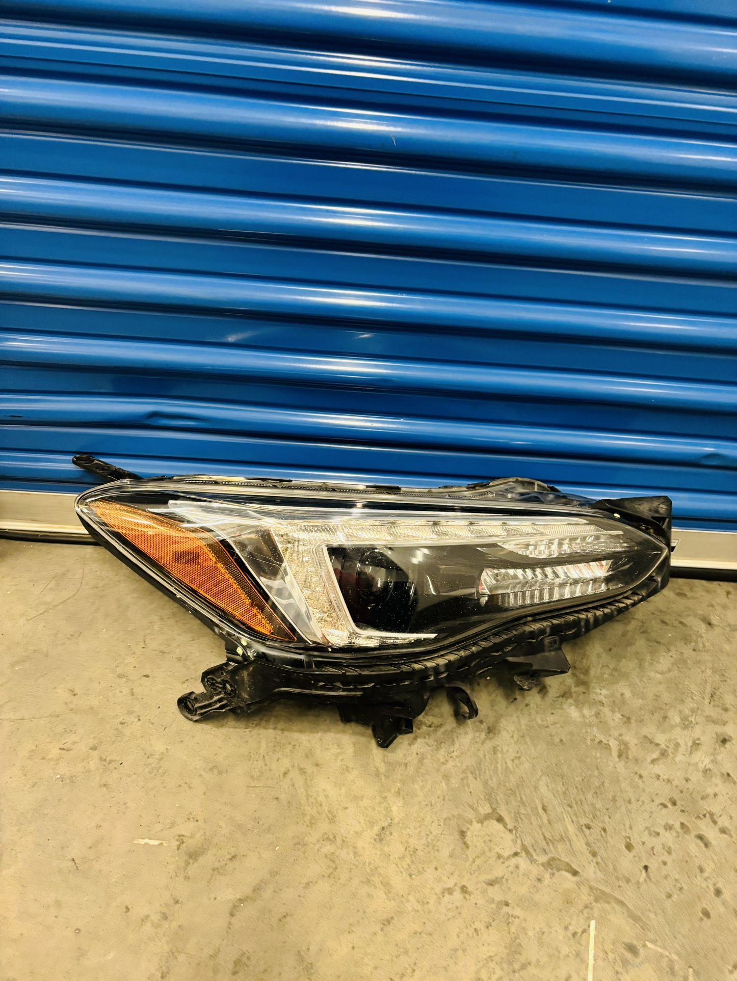 2018,2019,2020,2021,2022,2023 Subaru Crosstrek/Impreza Headlight Full Led Adaptive Rh Passenger Oem