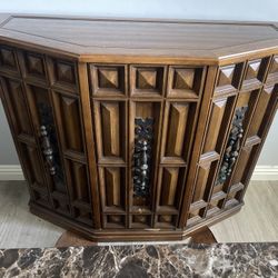 Wooden cabinet