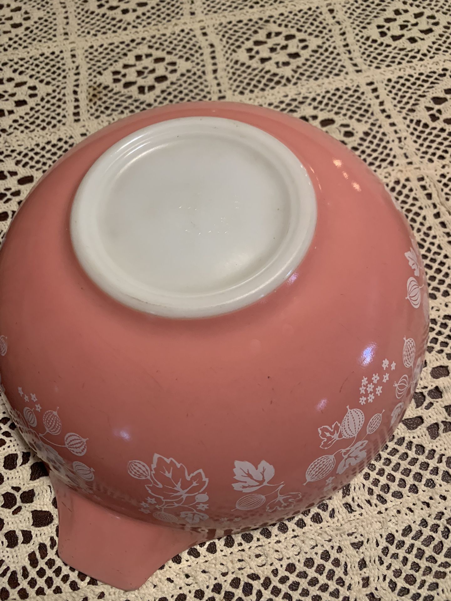 Vintage Pink Gooseberry Pyrex Nesting Bowl