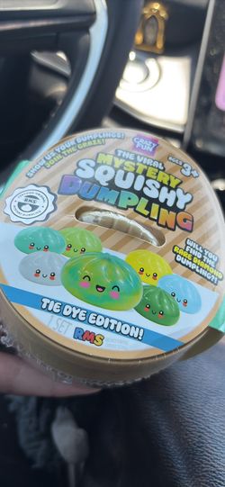 Viral squishy dumplings