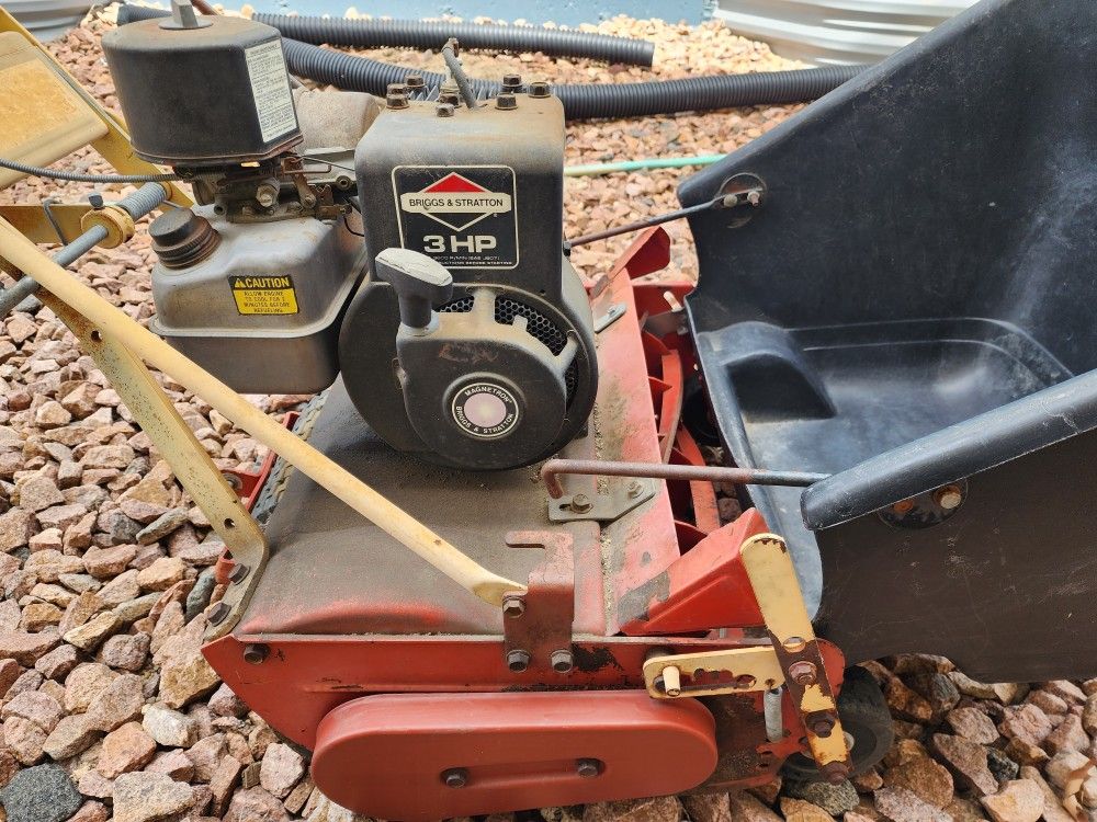 McLane Tiff (Reel) Mower