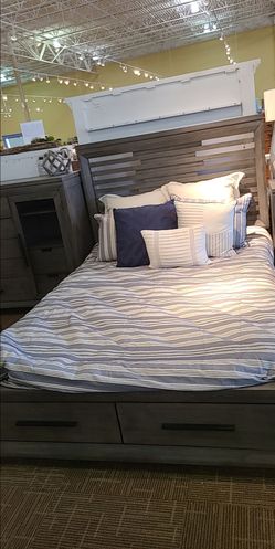 Queen Storage Bed & Gentleman Chest