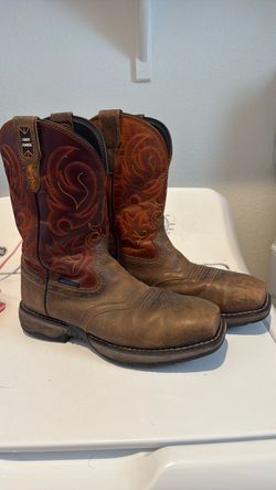 Cowboy boots size 10