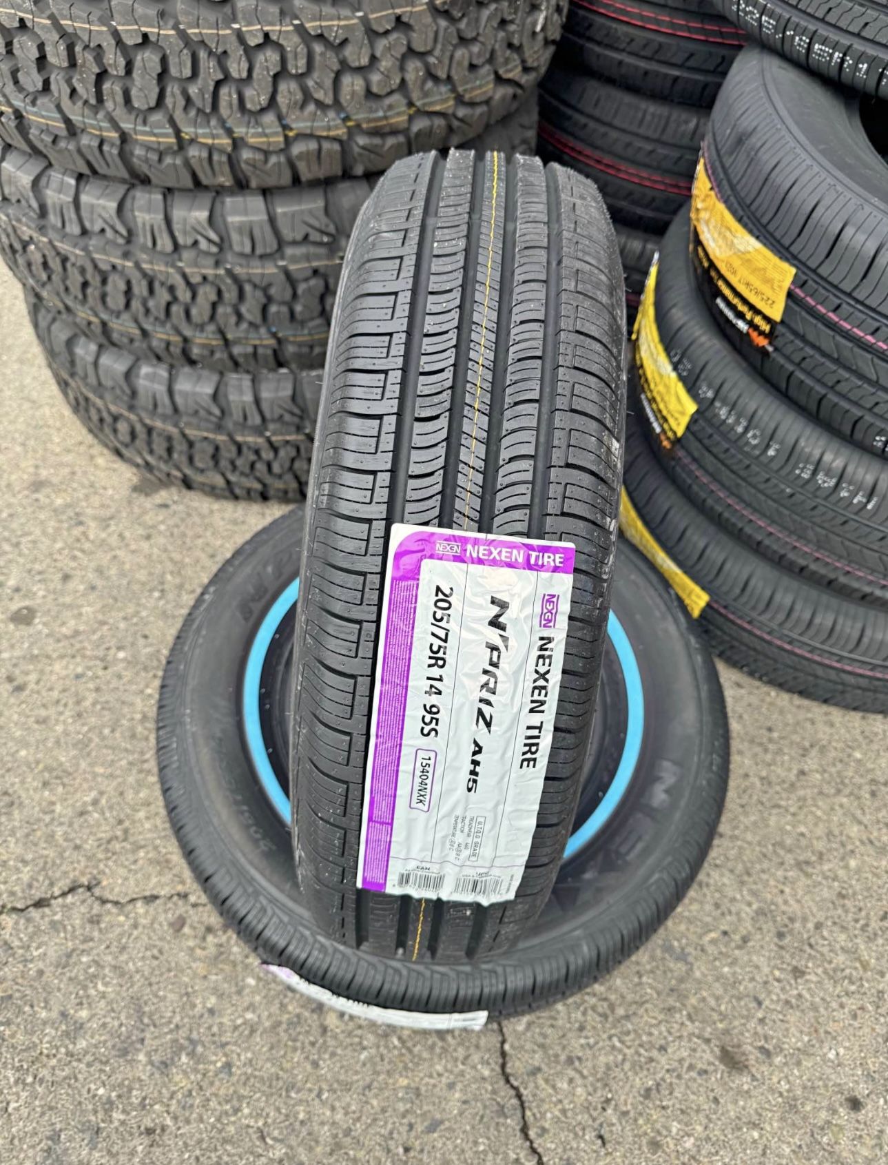 205-75-14 Nexen NPRIZ AH5 95S White Wall Brand new 4 tires 205/75/14 Ilantas