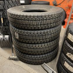 10.00R20 Drive Tires 