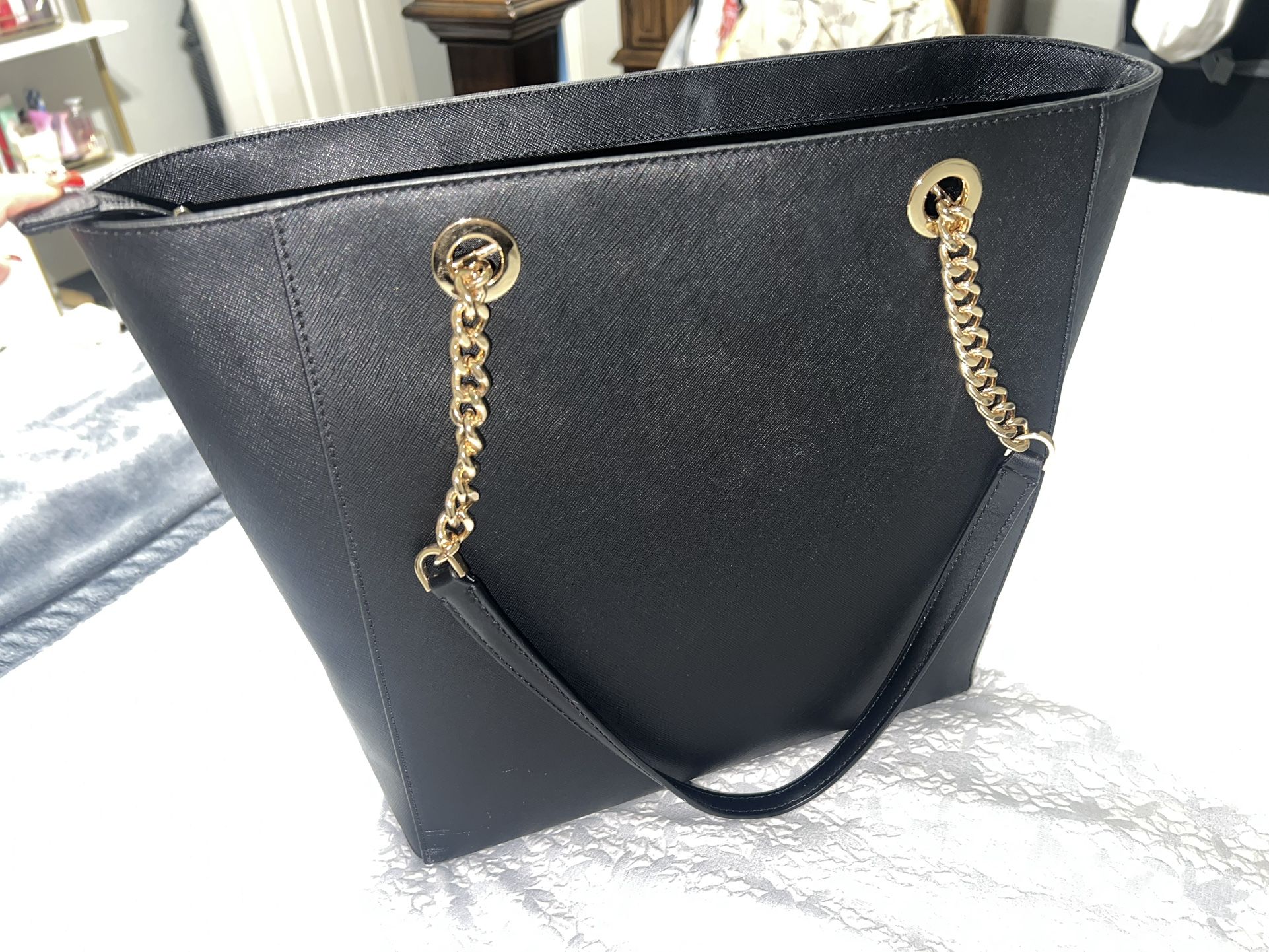 MK purse