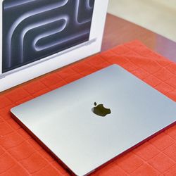 Upgraded 32GB RAM Apple MacBook Pro 14 inch M1 Pro Chip 512GB SSD