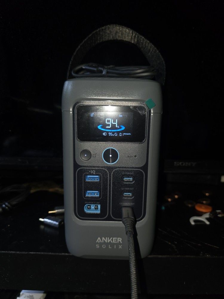 Anker Solix C200 DC 200W (60K mah) (192Wh) Solar Power Bank