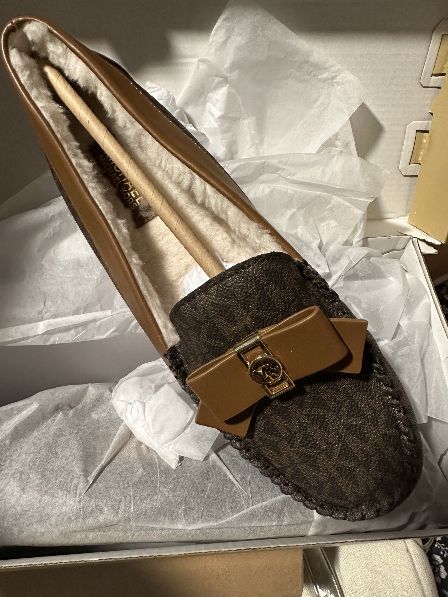 Michael Kors Moccasins Loafers Size 9