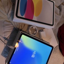 iPad 11” 128GB - Brand New - Never Used