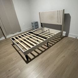 (size FULL) Bettyjean Upholstered Platform Bed frame with Wingback headboard
